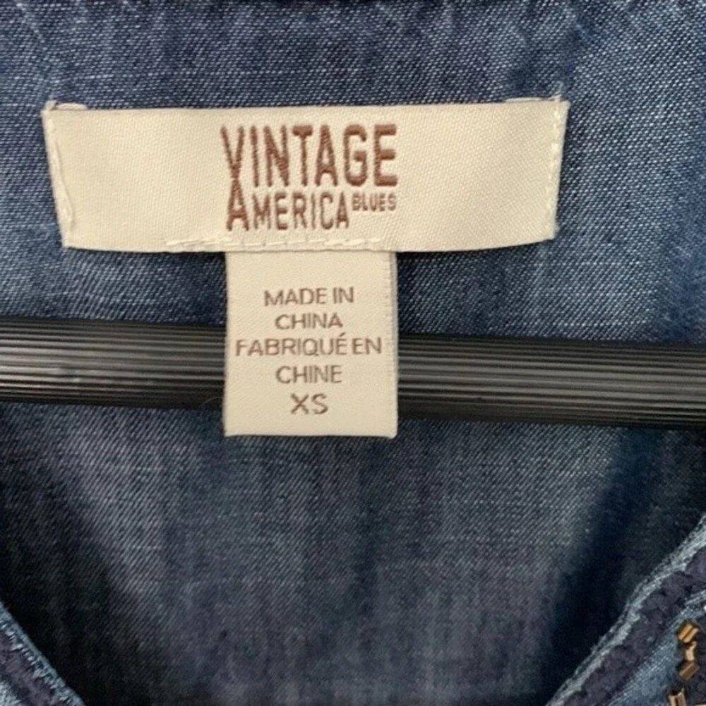 Vintage America chest 18”